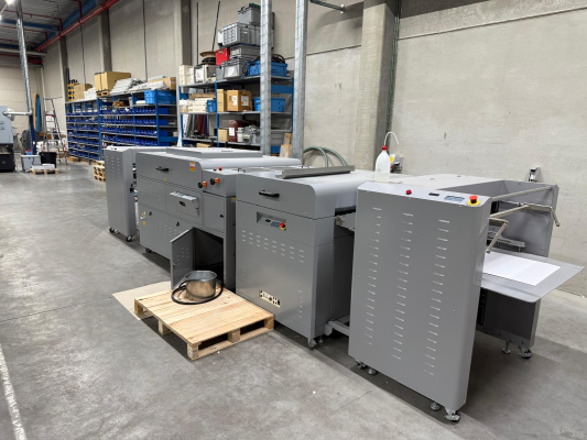 PrintFinishing Ultracoater 1000AQ 5831  Digital Printing 986U042310279